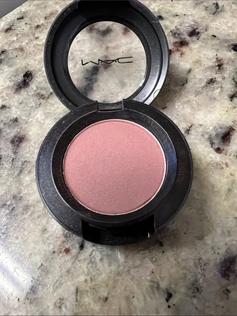 MAC Cosmetics Satin Eyeshadow Haux